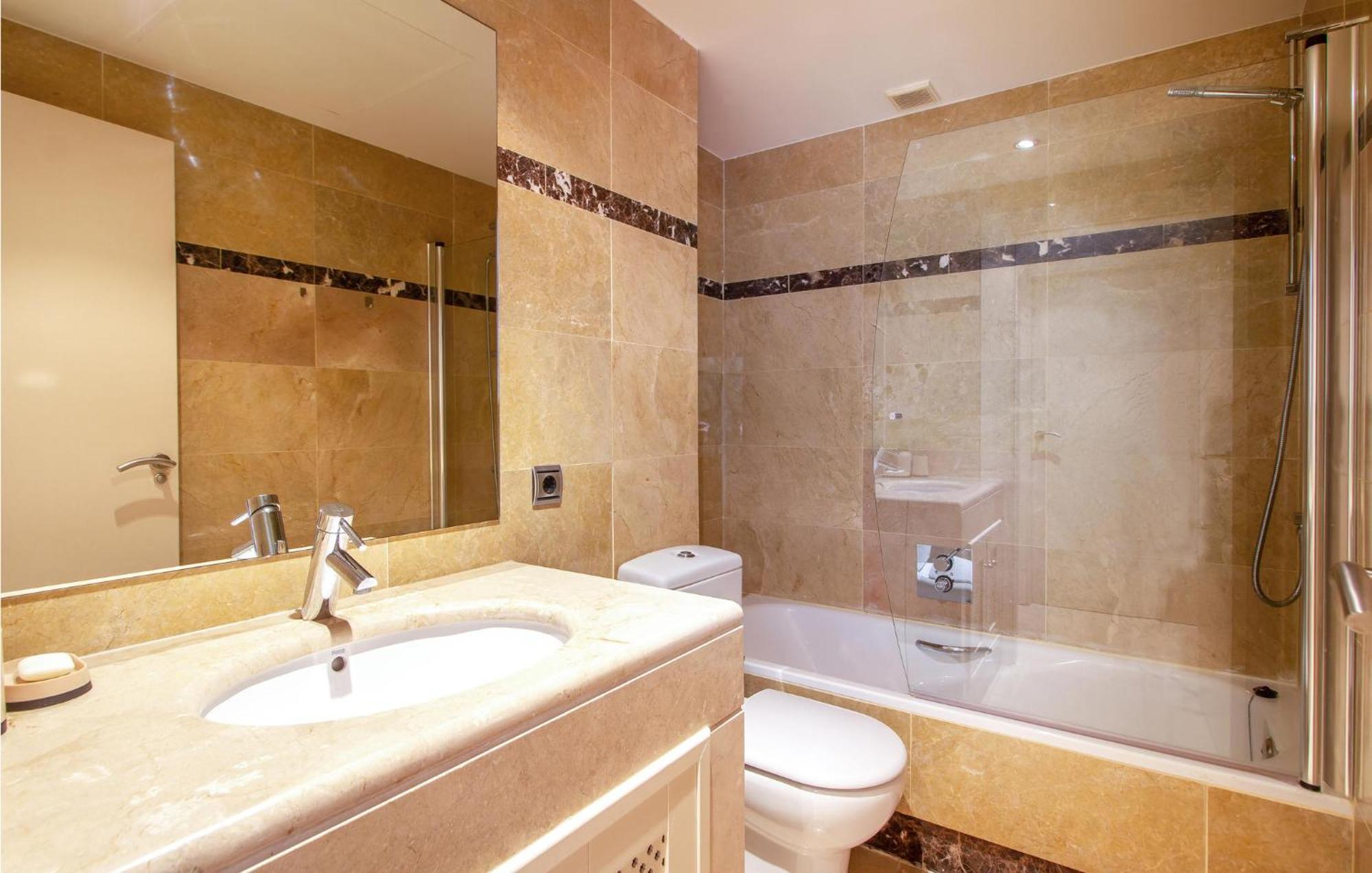 Lovely Apartment In Los Alcazares With Kitchen Kültér fotó