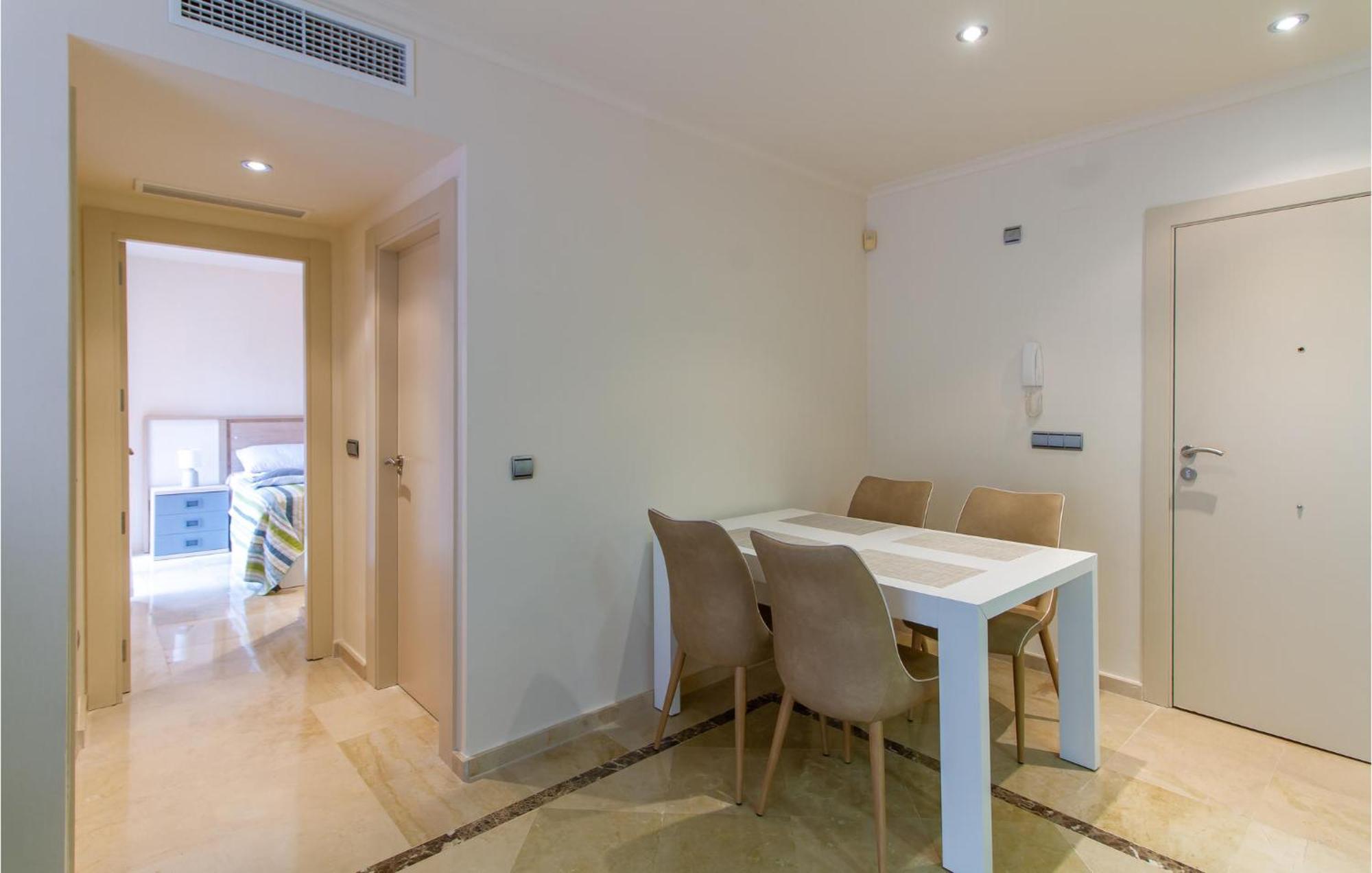 Lovely Apartment In Los Alcazares With Kitchen Kültér fotó