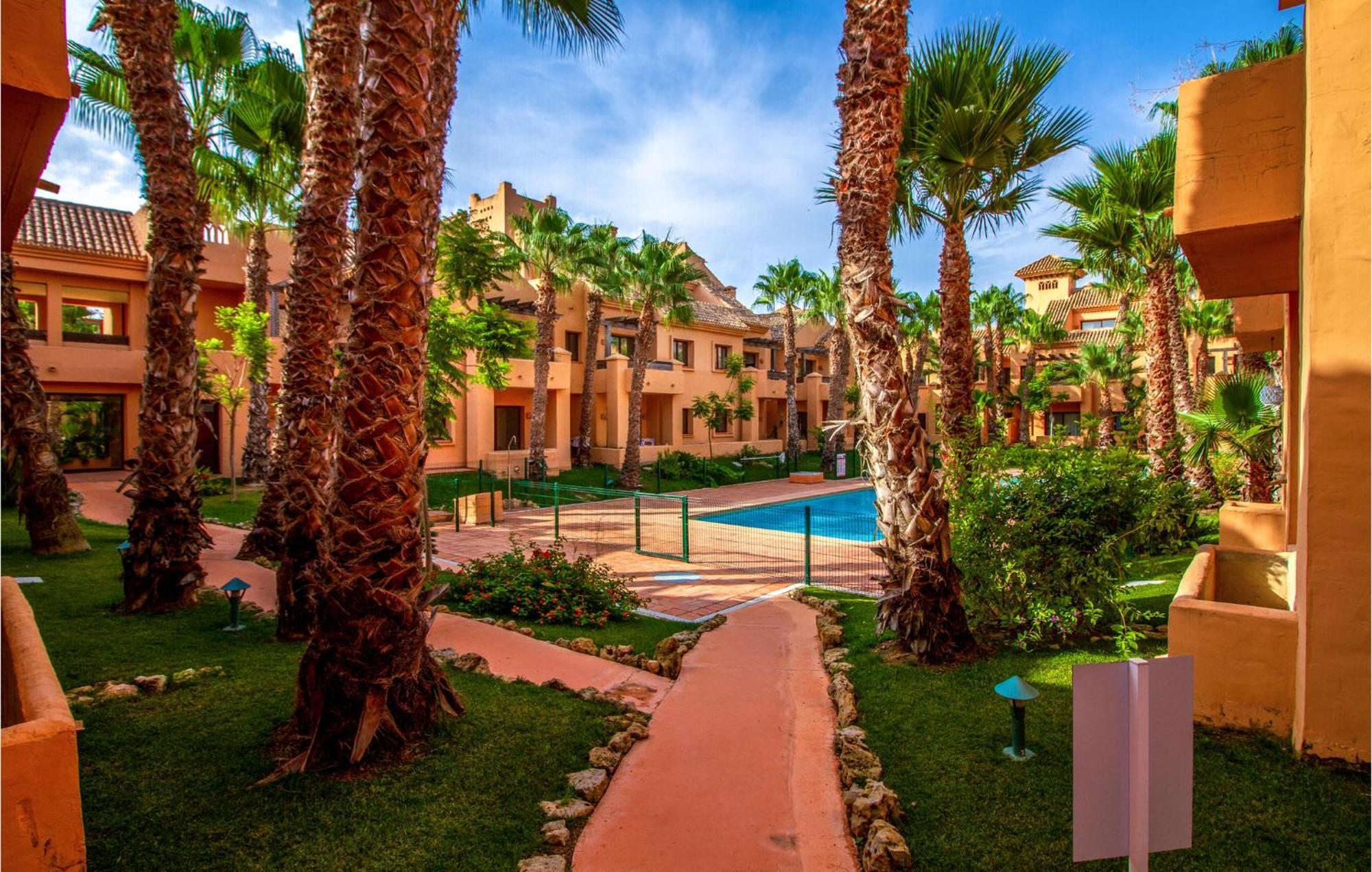 Lovely Apartment In Los Alcazares With Kitchen Kültér fotó